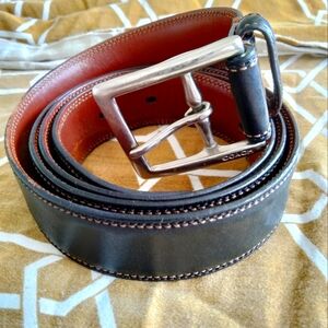 COACH Genuine leather belt SZ36X1.00$48 +free belt